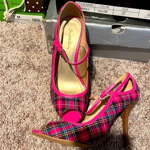 Charlotte Russe Size 7
